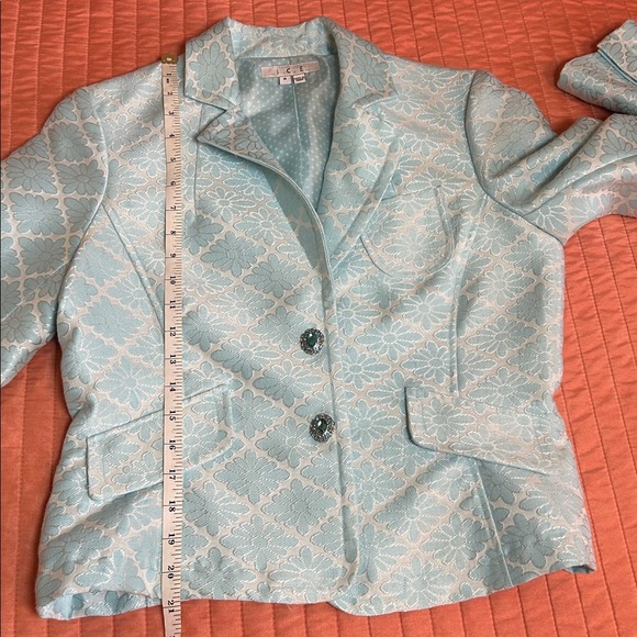 Ice Light Blue Jacquard Floral Blazer with Rhinestone Snap Buttons size 8 - Picture 15 of 16